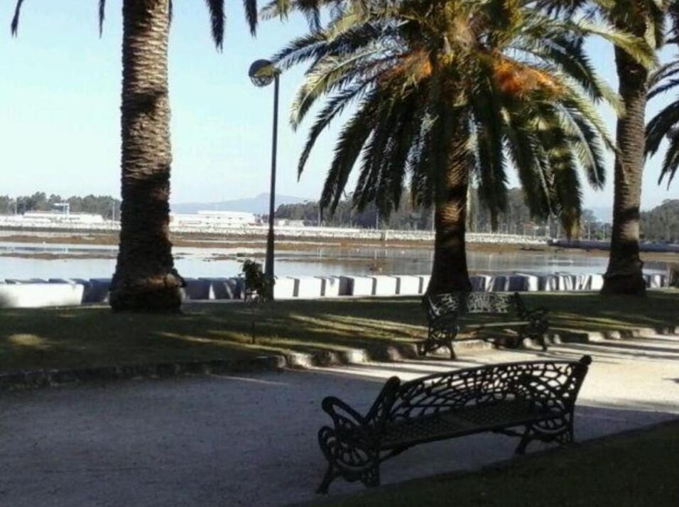 Apartamento A Chilena Cambados Luaran gambar